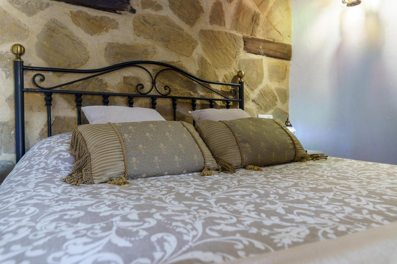 Casa Nazari - Setenil de las Bodegas Kültér fotó